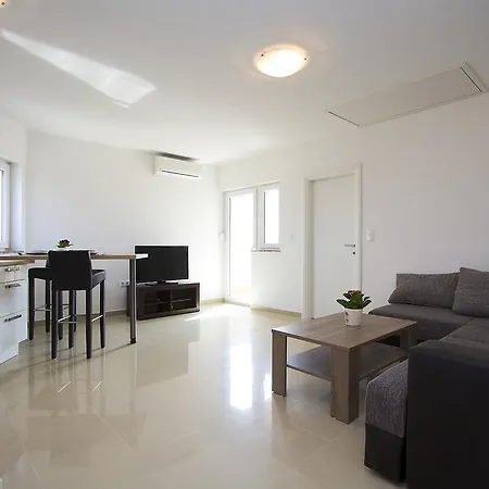 Mit Meerblick 1 * Peroj