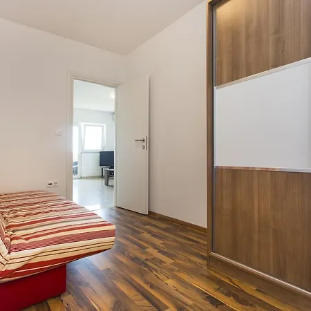 Apartament Mit Meerblick 1 Peroj