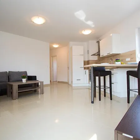 Mit Meerblick 1 Apartament *